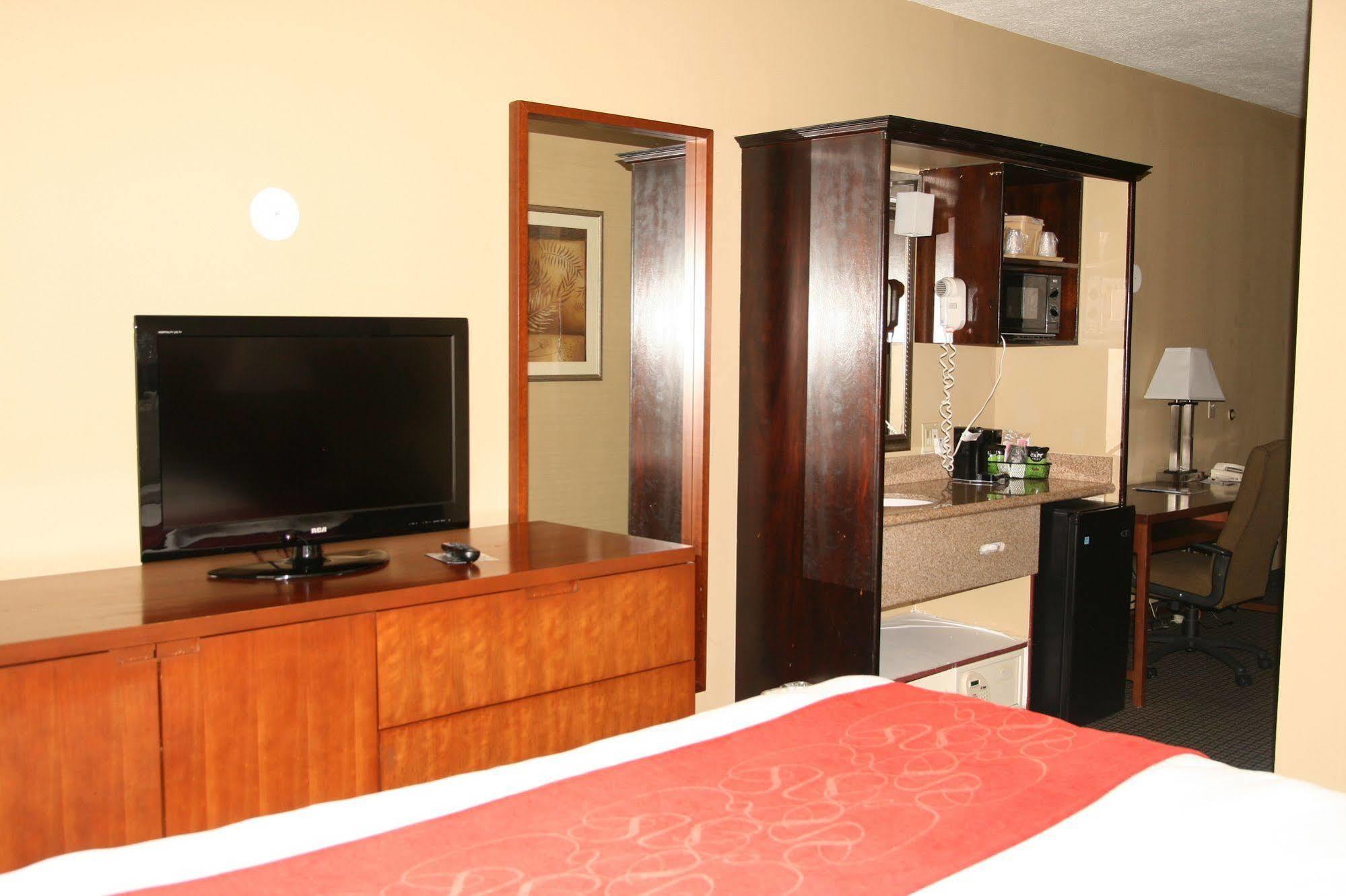 Baymont By Wyndham Colorado Springs Hotel Luaran gambar