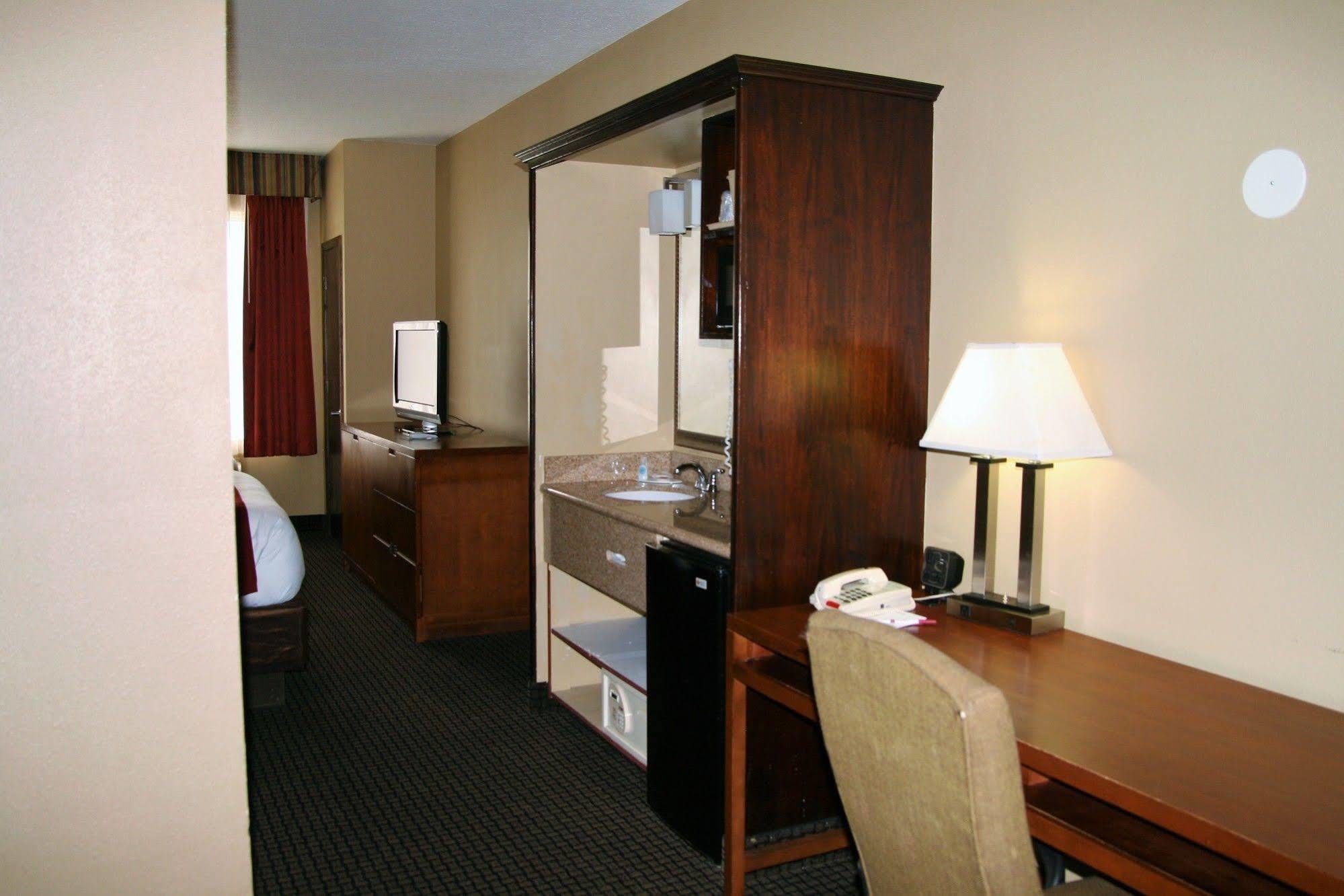 Baymont By Wyndham Colorado Springs Hotel Luaran gambar